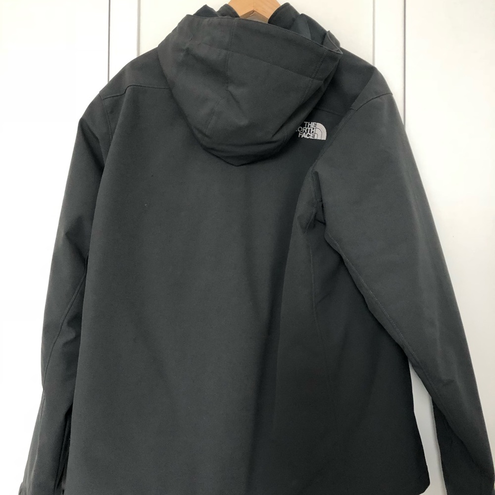 The North Face Large Gray Coat